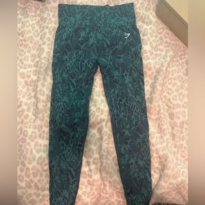 Gymshark butt scrunch leggings